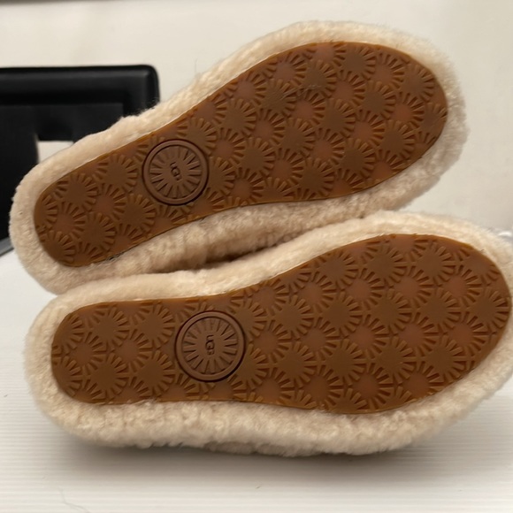 UGG FLUFF YEAH SLIDE SANDAL WOMENS SIZE 5 - Picture 13 of 15